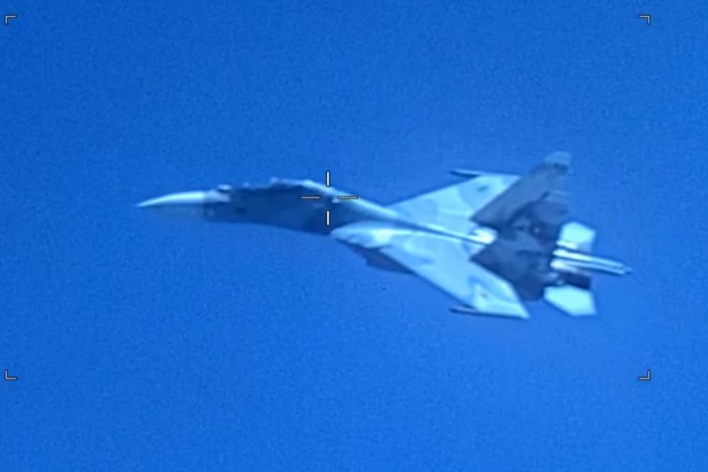 RUSKI VOJNI AVION SE SRUŠIO U CRNO MORE! Pilot se katapultirao pre užasa