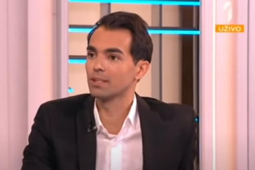 DETALJ KOJI JE PROMAKAO GLEDAOCIMA! Ovako su voditelja prevarili pre nego što je pao (VIDEO)