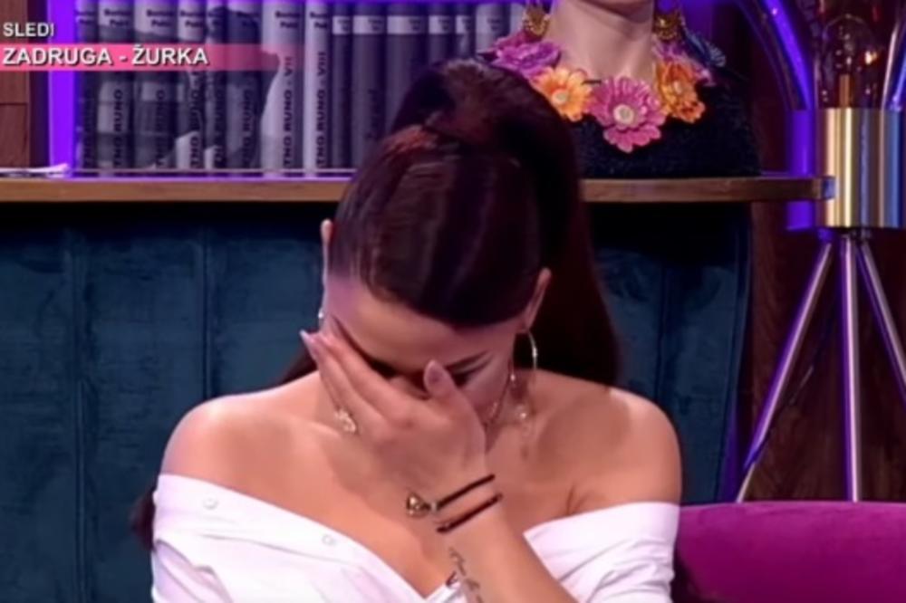 Aleksandra tvrdi da joj je navodno pevač odalamio šamarčinu: Progovorila o nasilju, dala ime i prezime čoveka