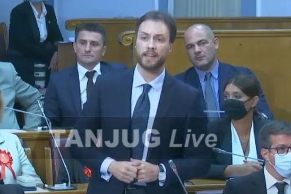 KONSTITUISAN PARLAMENT U CRNOJ GORI! Milačić poslanicima DPS-a: Bićete opozicija tek kada prođe lustracija!