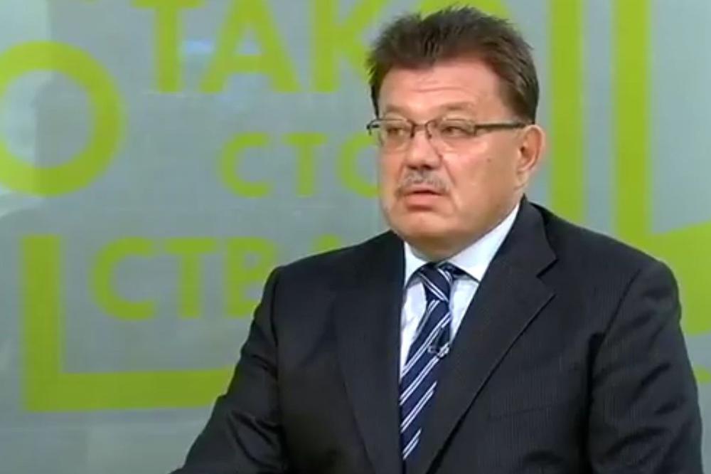 POSTOJI OPASNOST OD GANGRENE PRSTIJU, INFARKTA KRVNIH SUDOVA I MOZGA: Dr Davidović o vezi između KORONE I TROMBOZE