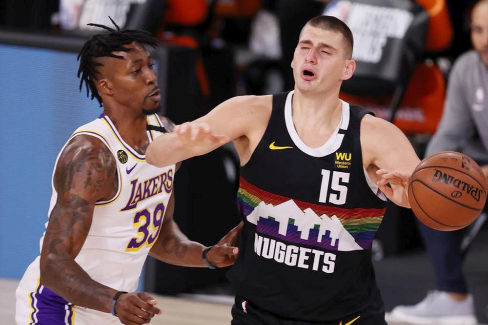 Dvajt Hauard ima novi klub!