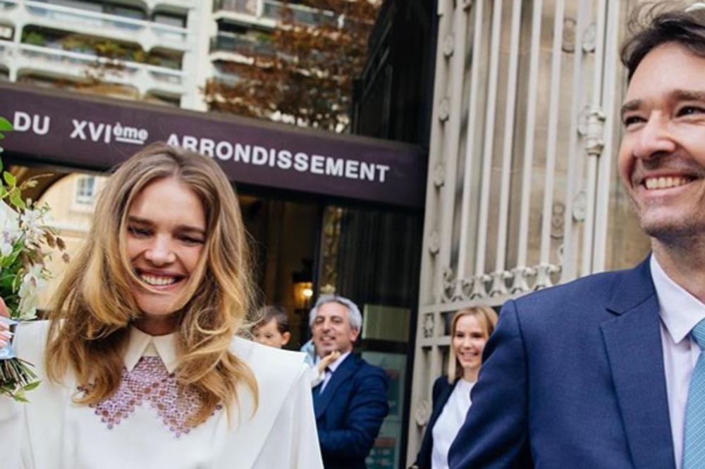 ŠOKANTNO: Prodavala je VOĆE na PIJACI, a sada se UDALA za trećeg NAJBOGATIJEG čoveka na SVETU! (VIDEO)