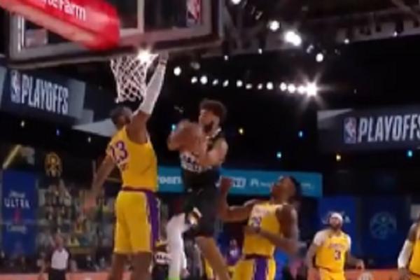 IMAMO NAJBOLJI POTEZ OVOSEZONSKOG PLEJ-OFA: Jokić  nije verovao da je ovo moguće! (VIDEO)