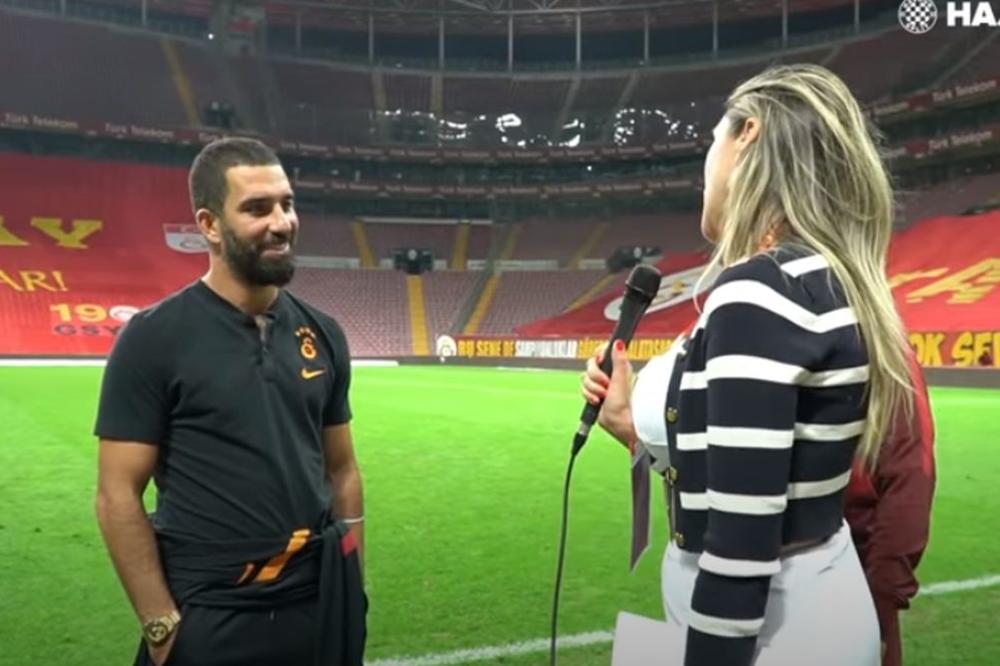 PRSATA HRVATICA HIPNOTISALA ARDU TURANA: Padao mu pogled na njene grudi, a na kraju je i srpski progovorio zbog nje