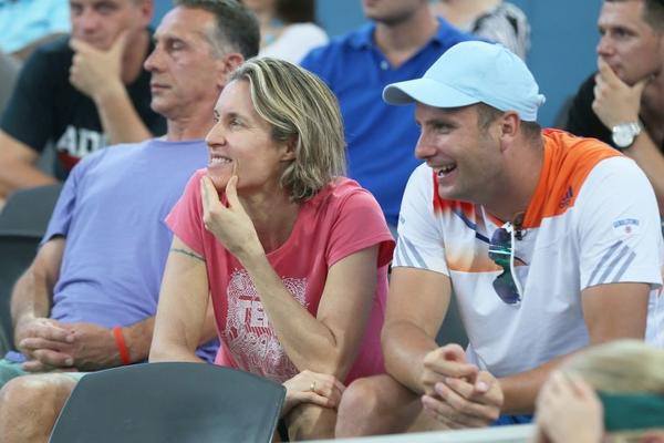 I ĐOKOVIĆ MOŽE DA PROĐE KAO DŽUMHUR: Organizacija na Rolan Garosu je katastrofa, ljudi bez testova ulaze u hotel!