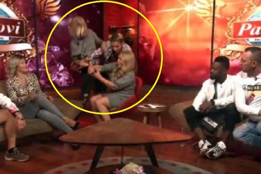 VODITELJKE PAROVA SE TUKLE U PROGRAMU UŽIVO! Svađale se ko će da vodi program, pa letele pesnice ISPRED KAMERA!