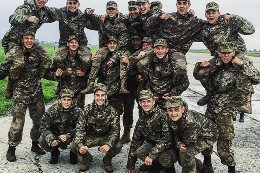 OBJAVLJENA FOTOGRAFIJA MRTVIH KADETA: Da li je moguće ovo?! (FOTO)