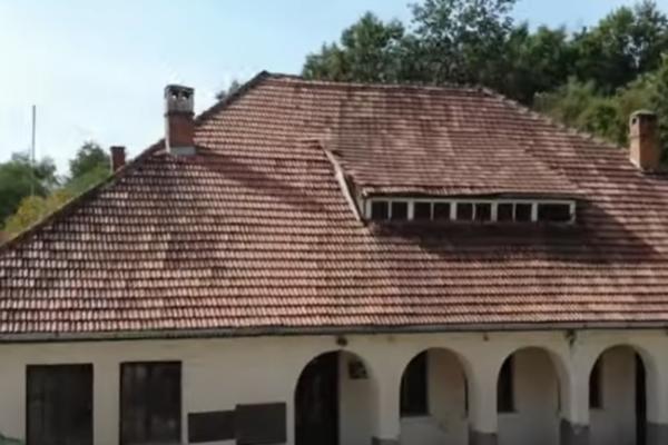 POSTANITE VLASNIK POŠTE I DOMA KULTURE ZA SIĆU: Milivoje je uradio nešto prosto neverovatno!