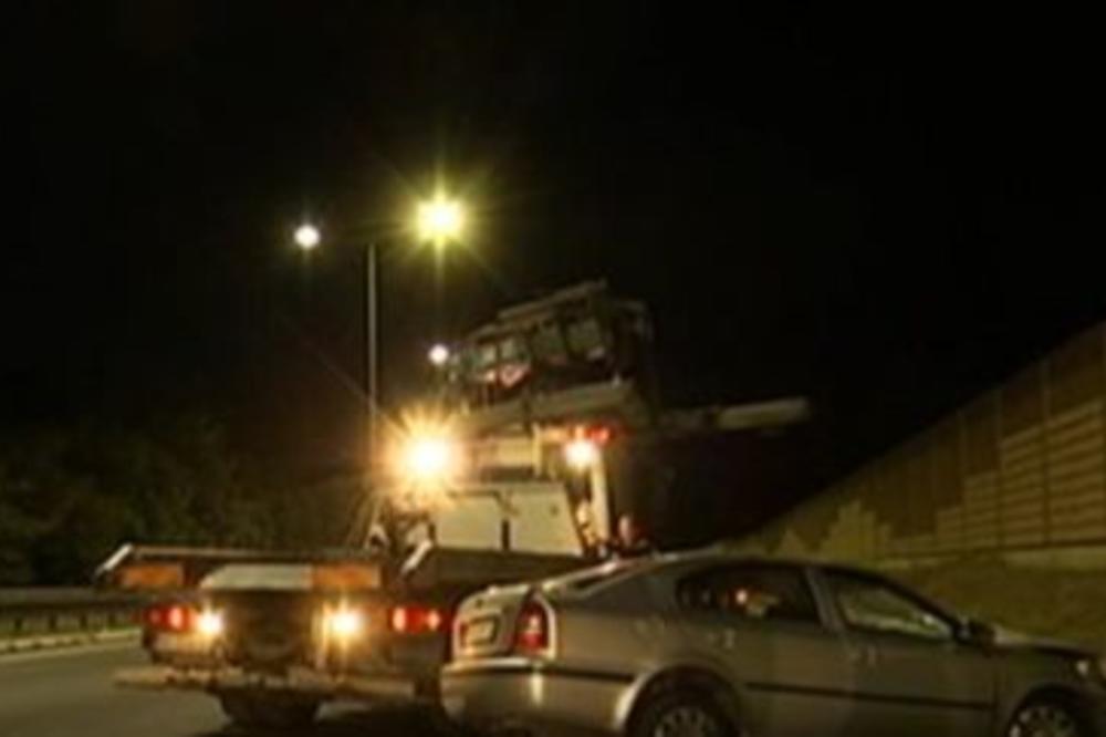 STRAVIČAN UDES U BEOGRADU: Automobil se ogromnom brzinom zakucao u AUTOBUS GSP!