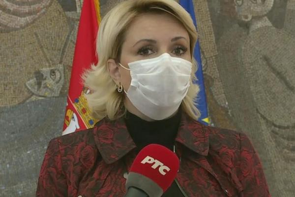 DR DARIJA SE OBRATILA JAVNOSTI: Ovo mora posebno pažljivo da pročita JEDNA GRUPA LJUDI!