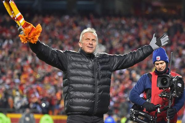 LEGENDARNI SPORTISTA SPREČIO STRAŠAN ZLOČIN: Otmičari upali u kuću i pokušali da mu kidnapuju unuku!