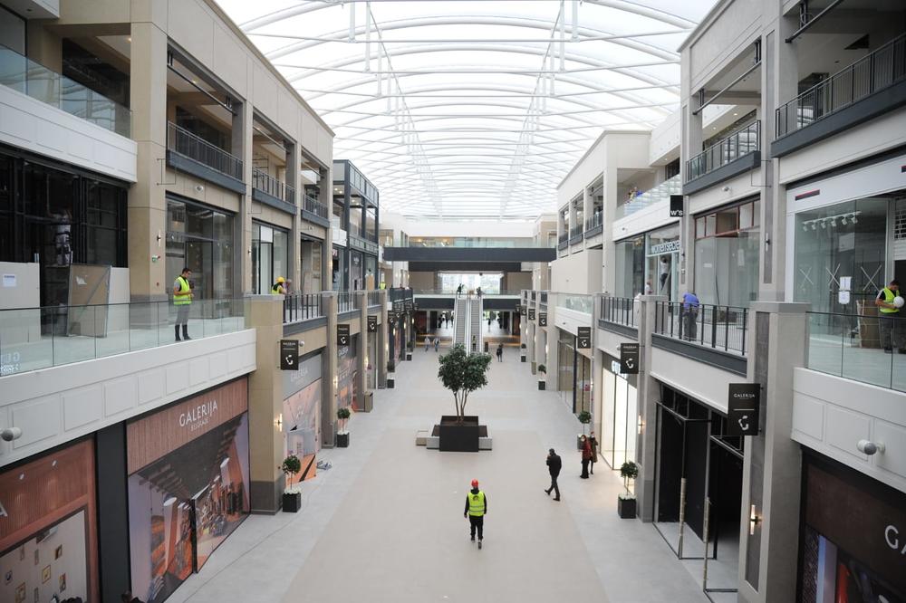 HRVATI UMIRU OD LJUBOMORE: Ovo je dosad NAJJADNIJI tekst o BEOGRADU NA VODI koji se pojavio! Morate pročitati!