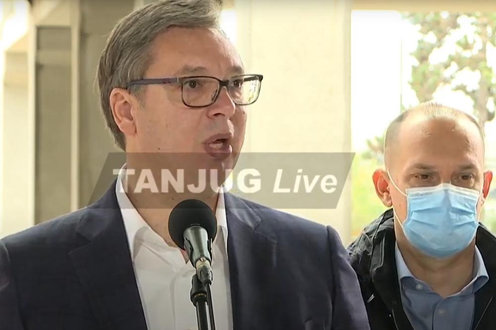 VUČIĆ: MI FINANSIRAMO ŠKOLE NA KIM, A PRIŠTINA ZABRANJUJE ŠARČEVIĆU ULAZAK NA KOSOVO! To je samo znak slabosti