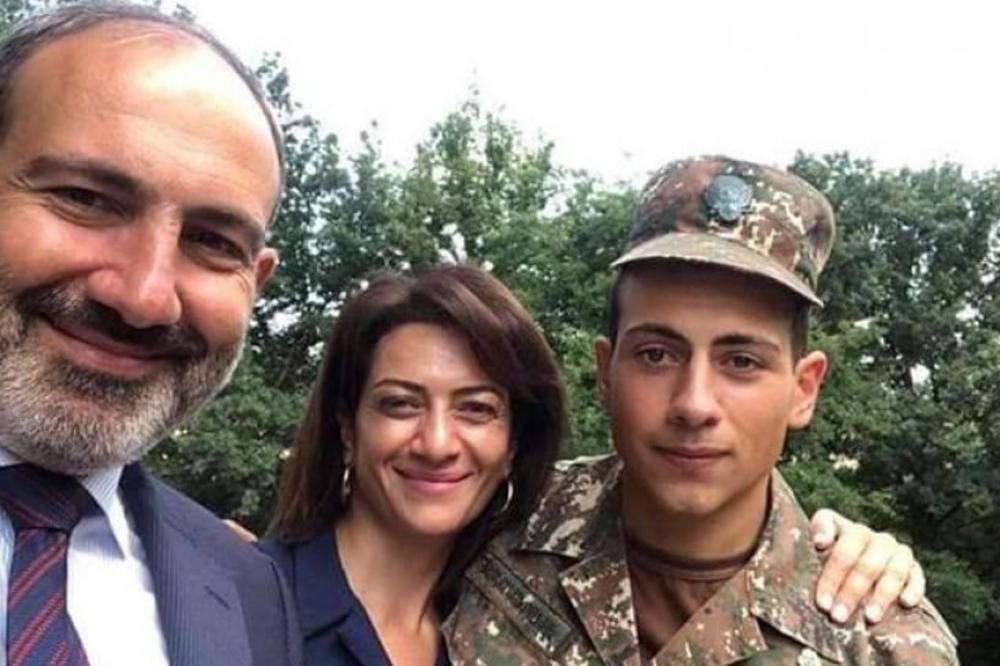 SIN JERMENSKOG PREMIJERA IDE U RAT: Majka ga je ispratila OVIM REČIMA, ŠOKIRAĆETE SE!