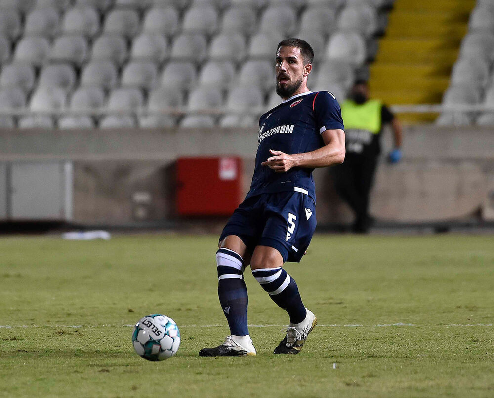 Miloš Degenek u dresu Crvene zvezde