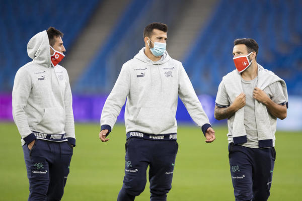 NE SEĆA SE CELOG POLUVREMENA, A KAMOLI DA JE DAO GOL: Igrač Dinama izgubio pamćenje usred utakmice, nastala panika!