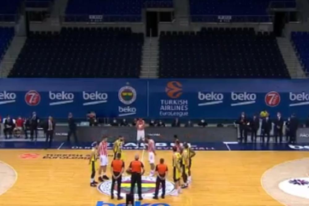 TEŠKE SCENE NA MEČU FENER - ZVEZDA: Majkl Odžo u prvom planu (VIDEO)