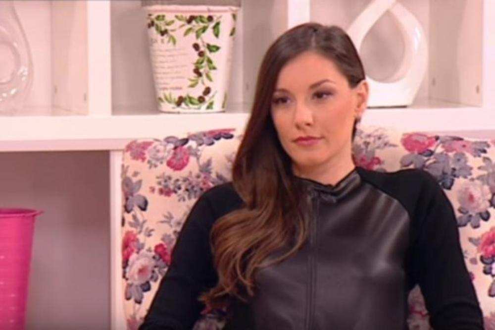 VODILA JE "SVE ZA LJUBAV" I SVIMA BILA LEPA, A SADA IZGLEDA DRUGAČIJE: Ovaj popularni muškarac objavio njenu sliku