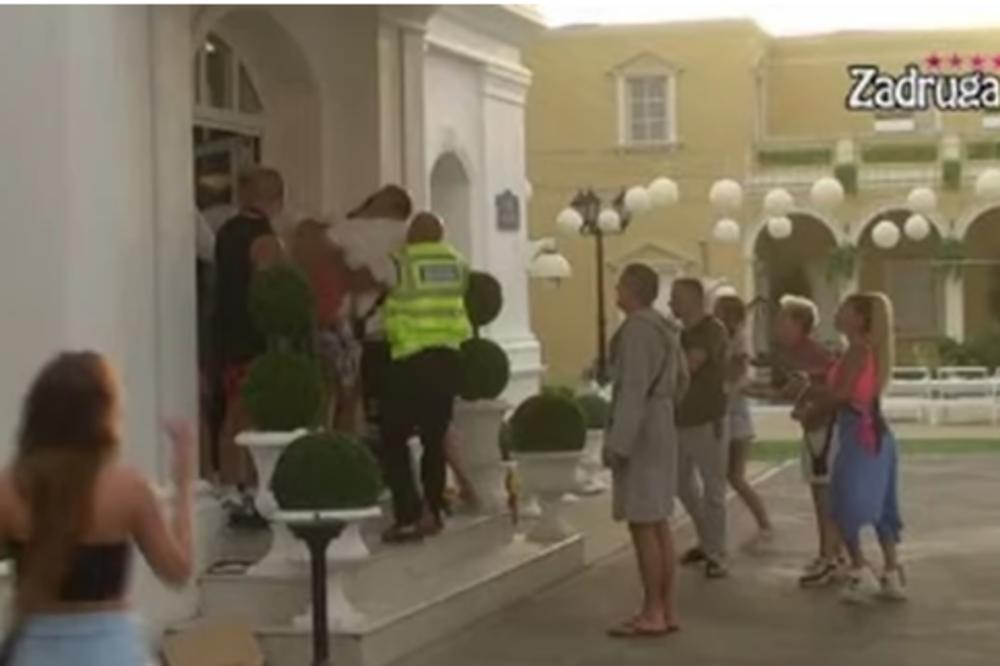 MIKI ĐURIČIĆ UDARIO VLADIMIRA TOMOVIĆA U LICE! Obezbeđenje ga jedva zaustavilo! Veliki šef OVO odlučio!