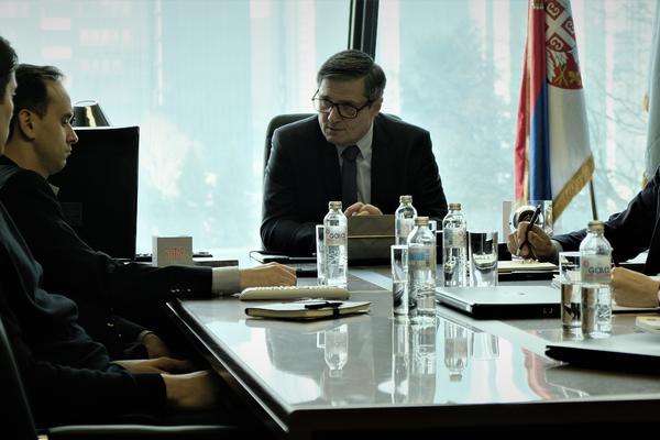 Još samo četiri dana do novih epizoda „Državnog službenika“!