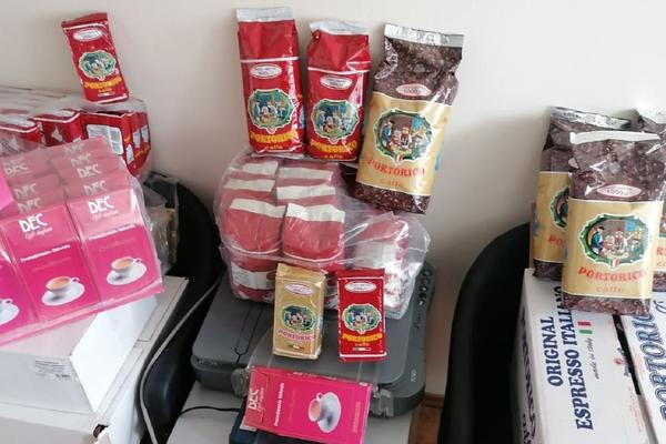 BUGARI PREKO SRBIJE "MEČKOM" POKUŠALI OZBILJAN ŠVERC: Zamalo da im prođe, CARINICI IH PROVALILI (FOTO)