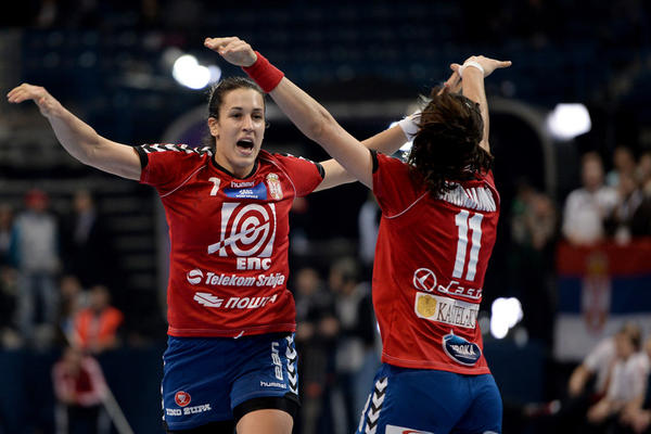 ŠOK! GROM IZ VEDRA NEBA: Jedna od najboljih srpskih rukometašica završila karijeru!