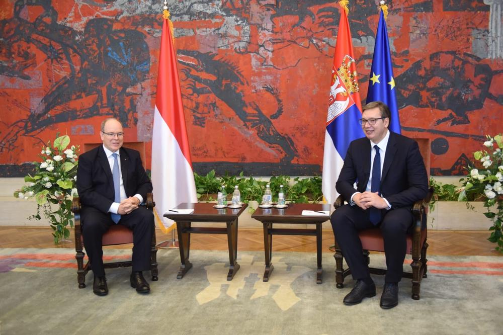 POTPISAN SPORAZUM IZMEĐU SRBIJE I MONAKA: Vučić odlikovao kneza Alberta! (FOTO)