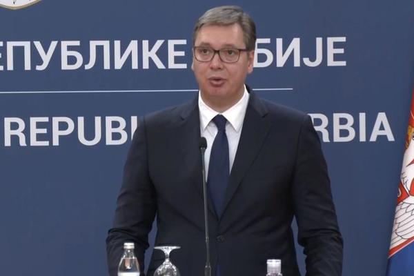 VUČIĆ: Srbija nastavlja da ulaže u razvoj infrastrukture hrvatske zajednice