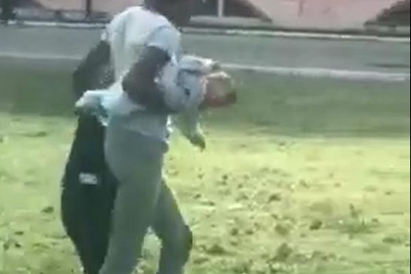 ŠOKANTAN SNIMAK U BG! Ovoj ženi preti 12 GODINA ZATVORA zbog STRAŠNE STVARI koju je uradila svojoj BEBI! (VIDEO)