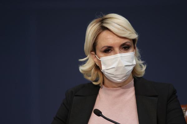 DR DARIJA REŠILA SVE NEDOUMICE: Otkrila je da li MORAMO nositi maske i na otvorenom i hoće li biti KAZNI
