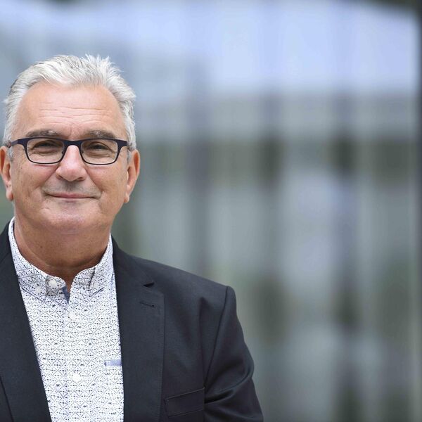 KORONE SE NEĆEMO REŠITI DO 2022. GODINE Poznati infektolog nam je otkrio KOLIKO JE DUG PUT DO KOLEKTIVNOG IMUNITETA