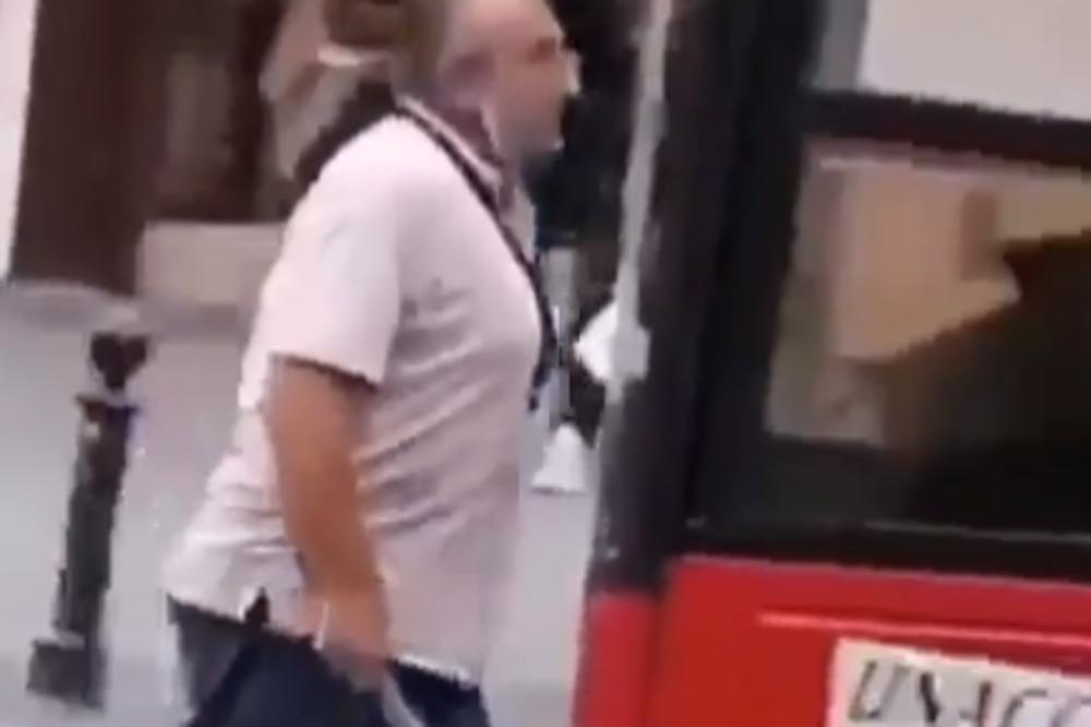 NEVIĐENO DIVLJAŠTVO VOZAČA GSP-A: Usred Beograda izleteo iz autobusa sa MOTKOM, ljudi ZANEMELI (VIDEO)