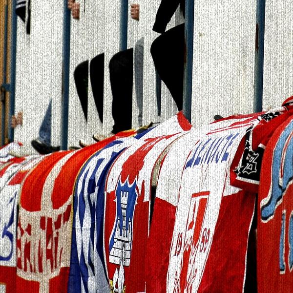 DELIJAMA PALA ZASTAVA ZBOG FEJSBUKA: Pratili su ih danima, pa ih sačekali po izlasku iz voza - neverovatna akcija!