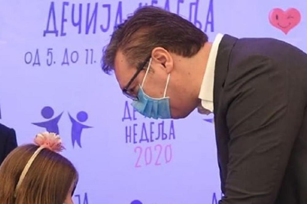 LEPA MANIFESTACIJA: Svečano zatvaranje "Dečije nedelje", Vučić uručio plakete