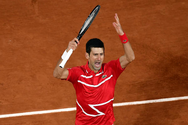 ERUPCIJA EMOCIJA NOVAKA ĐOKOVIĆA: Sve je proključalo u Srbinu kada je napravio brejk! (VIDEO)