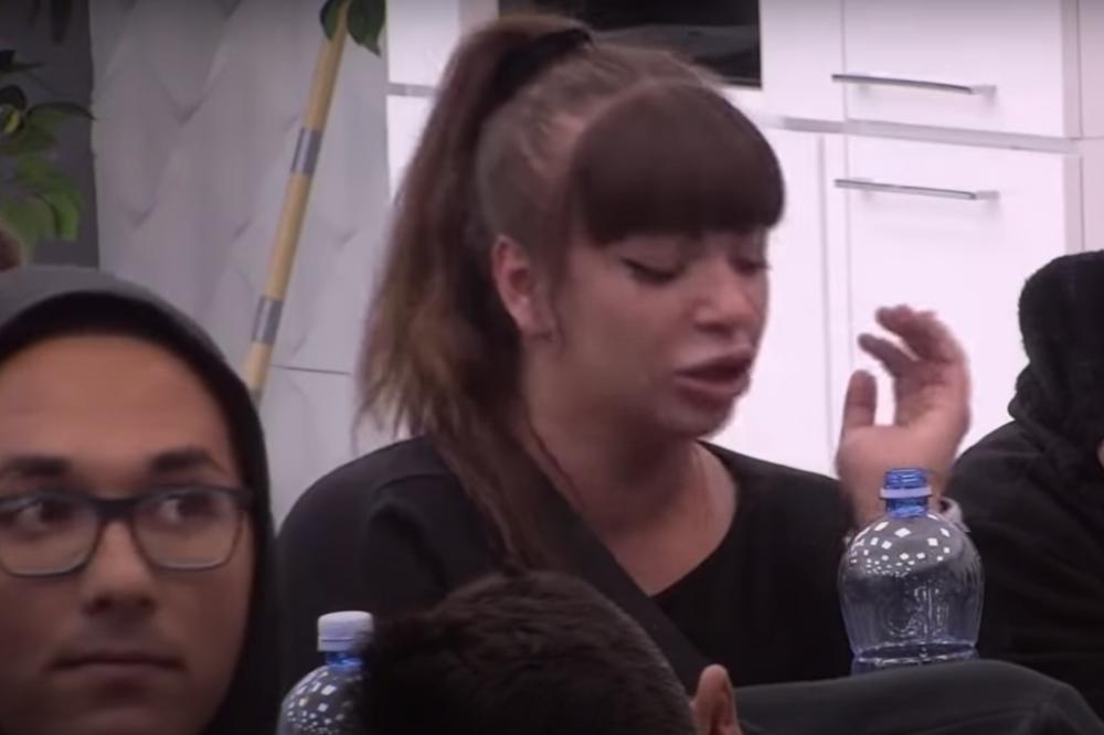 SKANDALOZNI VIDEO IZ APARTMANA KULIĆA: Miljana mrtva pijana dolazi do Željkove kolevke i radi nešto SRAMNO!