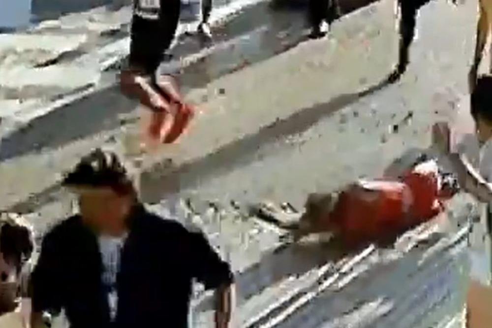 UŽASNE SCENE! NAPADNUTA OLIVERA JEVTIĆ: Manijak udario Srpkinju usred trke, pala je u nesvest! (VIDEO)