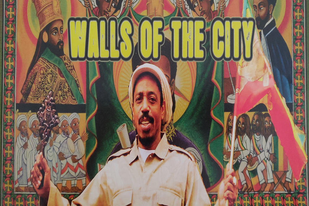 ČOVEK SENKA PREPORUČUJE: Ovo je pet albuma koje bi trebalo da preslušate danas (AUDIO)