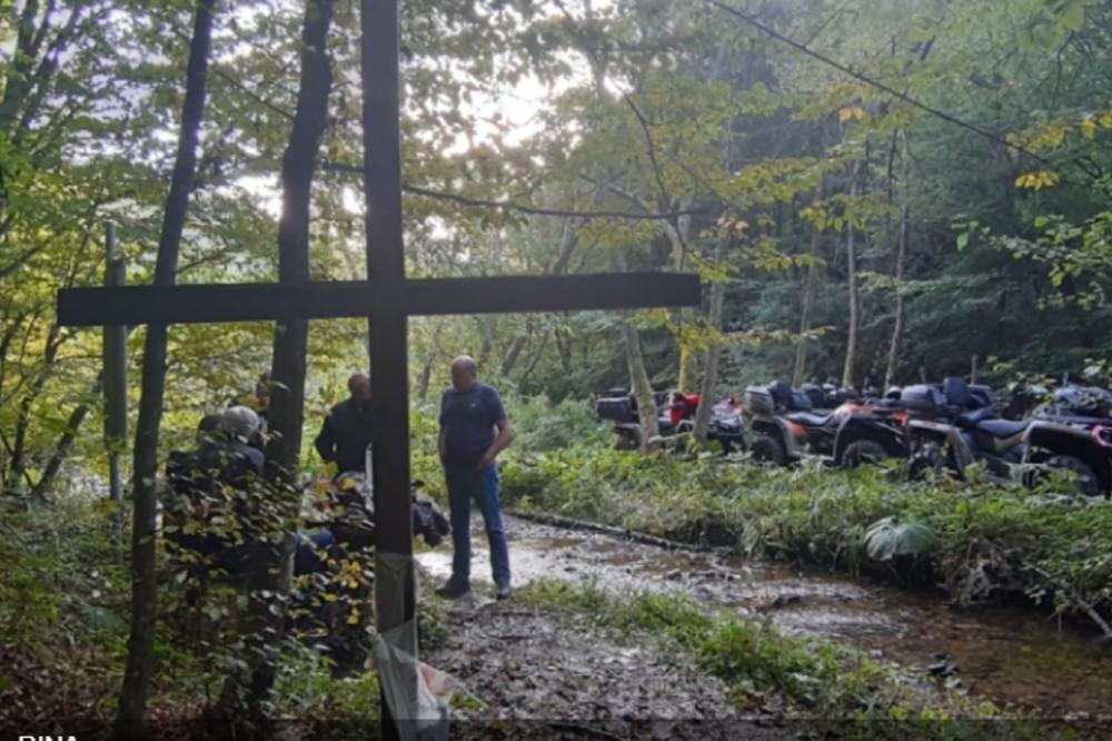 OVAJ LEKOVITI IZVOR U SRBIJI JE NEKADA ČUVALA POLICIJA! Sada se jedva stiže do njega, a krije ogromnu tajnu (FOTO)