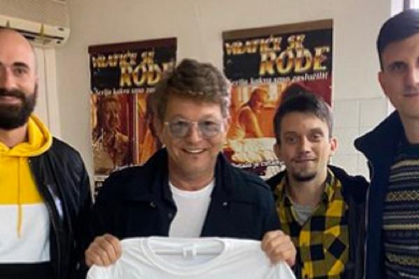 FORMULA MILJAKOVAC: Dragan Bjelogrlić podržao najbolji klub u Srbiji!