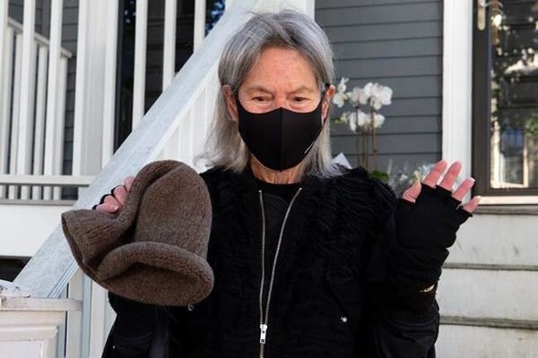 UMRLA POZNATA PESNIKINJA I DOBITNICA NOBELOVE NAGRADE: Bavila se pisanjem poezije više od 60 godina