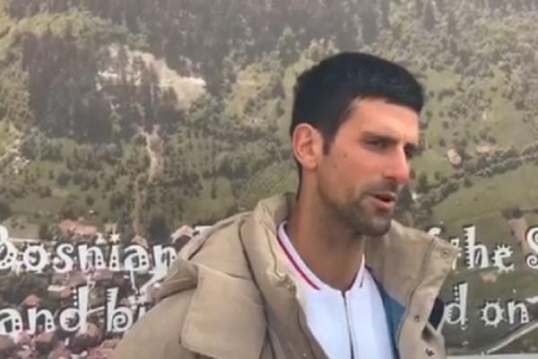 ĐOKOVIĆ PRIČAO O PIRAMIDAMA I HVALIO SAMOPROKLAMOVANOG NAUČNIKA: Nole se javio iz Bosne krajnje čudnim rečima!