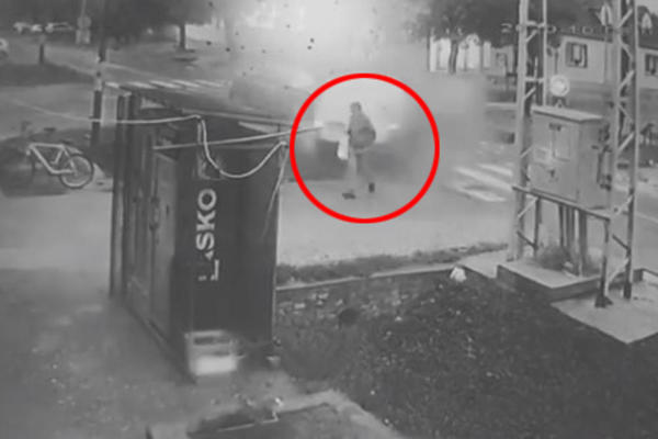 CENTIMETAR GA SPASAO: Nakon gledanja snimka ove saobraćajke u Inđiji biće vam potrebno vreme da se priberete