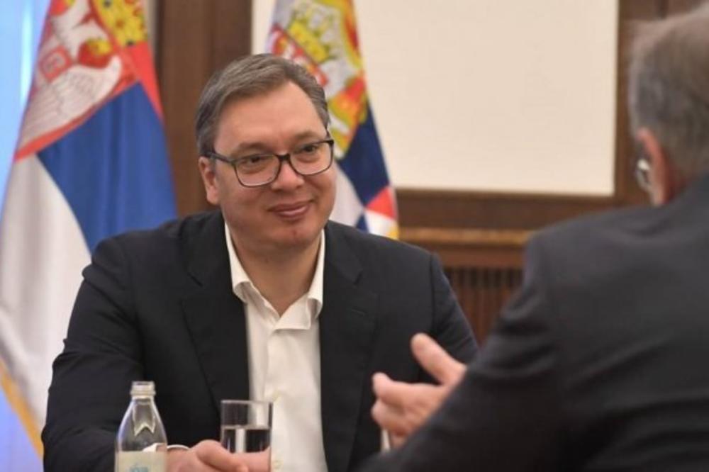 ŽELM VAM DOBRO ZDRAVLJE I DA SE BRZO VRATITE NA POSAO: Vučić posao poruku Donaldu Tusku!