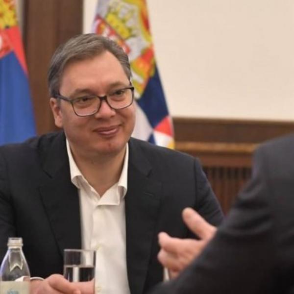 ŽELM VAM DOBRO ZDRAVLJE I DA SE BRZO VRATITE NA POSAO: Vučić posao poruku Donaldu Tusku!