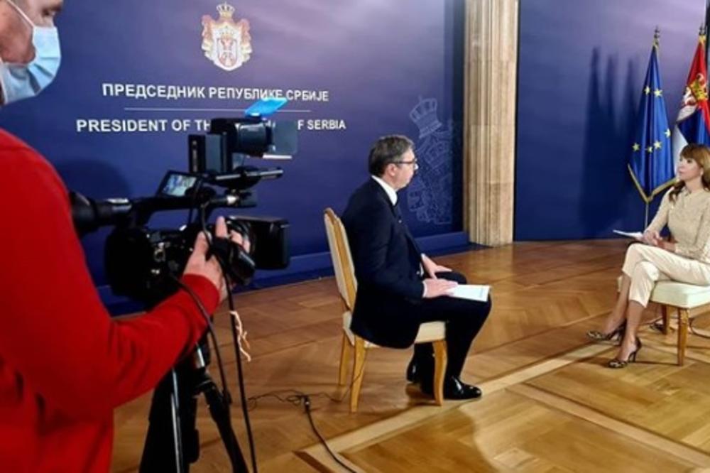 UŽASNA JE SITUACIJA U CELOJ EVROPI, JA NE ODLUČUJEM, ALI NE VIDIM SMISAO DA ZATVORIMO ŠKOLE: Vučić o KORONI! (FOTO)