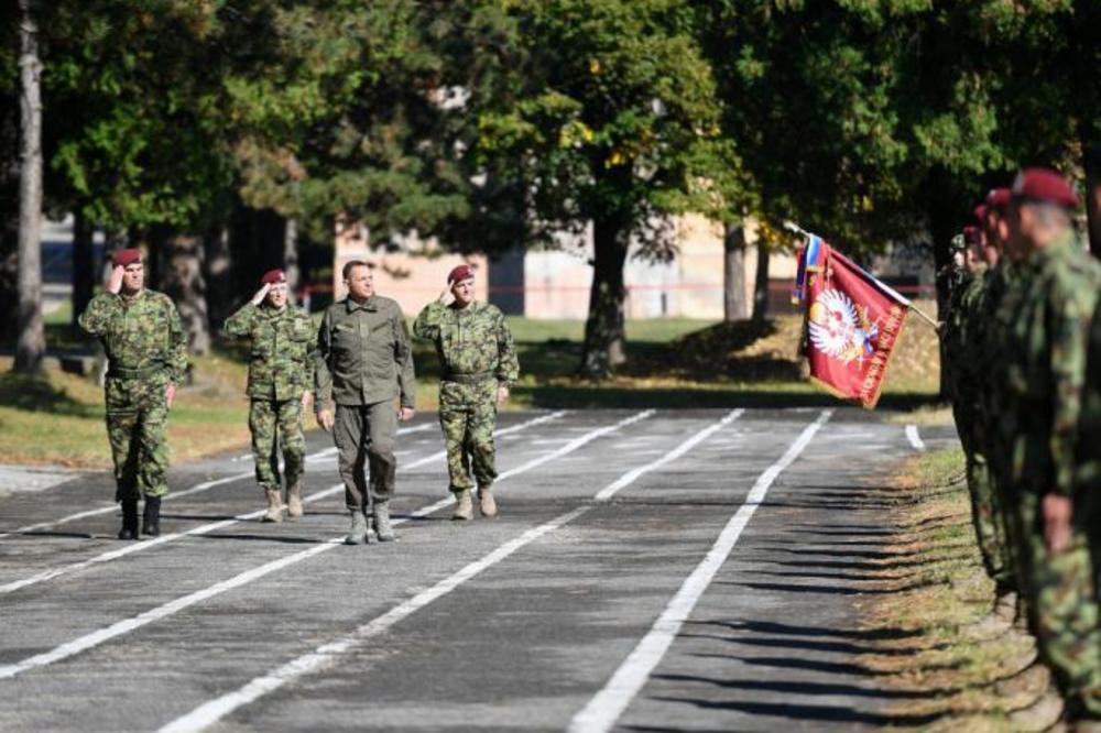 POČASNA PALJBA: Obeležen dan Vojske Srbije