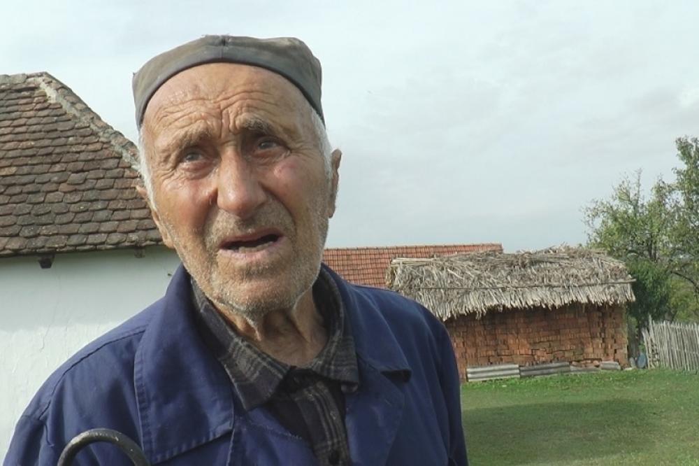 RADOŠ ZNA SVE MAGIJSKE RITUALE: Ima recept za skidanje bradavica, U OVOME JE CAKA! A TEK LJUBAVNI NAPITAK...