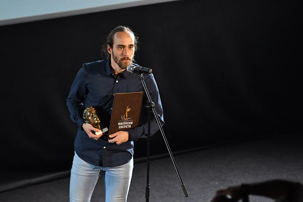 NAGRADU U NIŠU DOBIO GLUMAC KOJI NIJE ZAVRŠIO AKADEMIJU: Car Konstantin u rukama VLADIMIRA GVOJIĆA